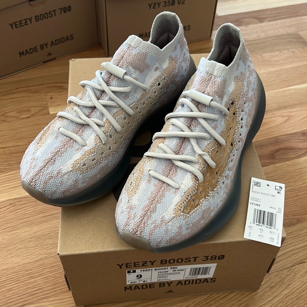 Yeezy boost 380